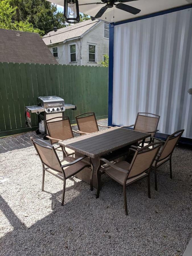 Ferienwohnung East Downtown Micro-Luxe Container Living Pod #9 Houston Exterior foto